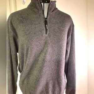 Gear  Size 16/18 Grey Pullover W/ Pockets